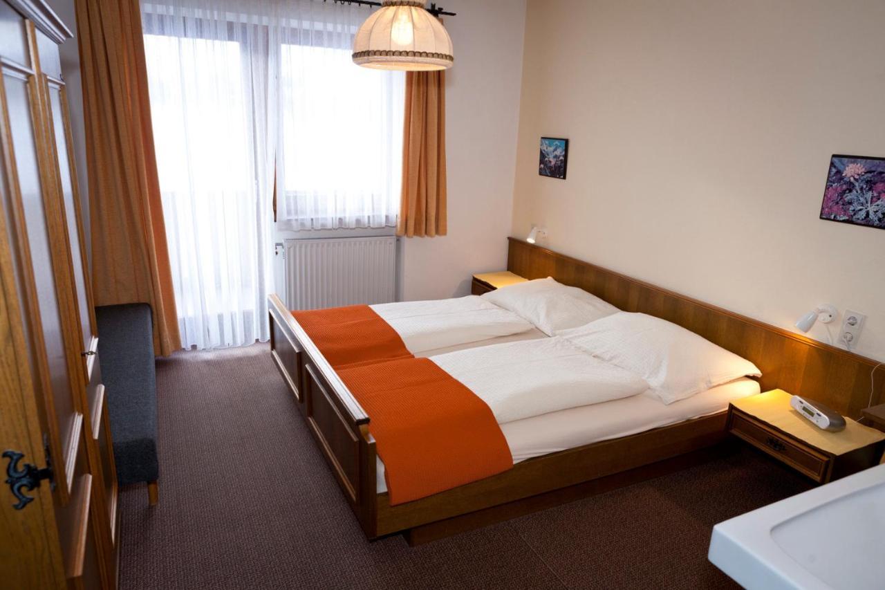 Drei Sonnen Landhaus Reihan Nauders Room photo